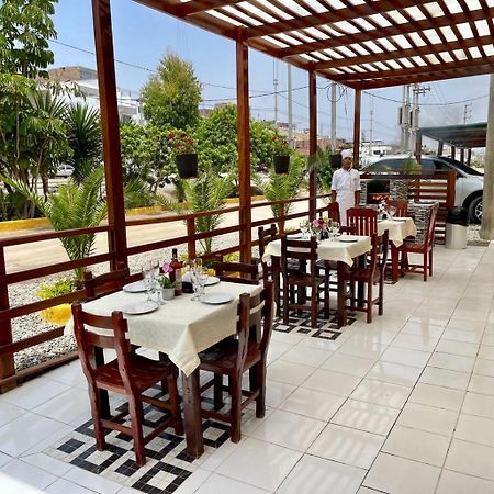 פונטה נגרה Hostal Ocean Pacifico מראה חיצוני תמונה