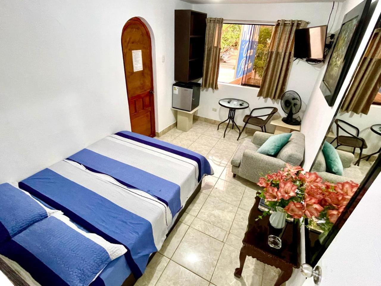 פונטה נגרה Hostal Ocean Pacifico מראה חיצוני תמונה